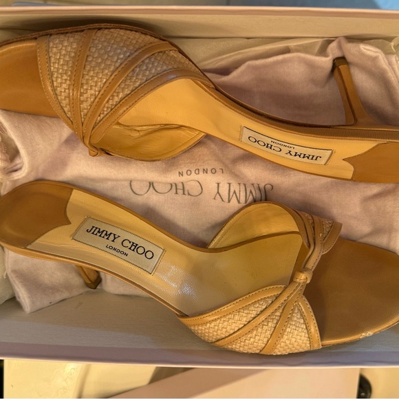 Jimmy Choo Women's Beige Raffia Heels - Picture 2 of 6